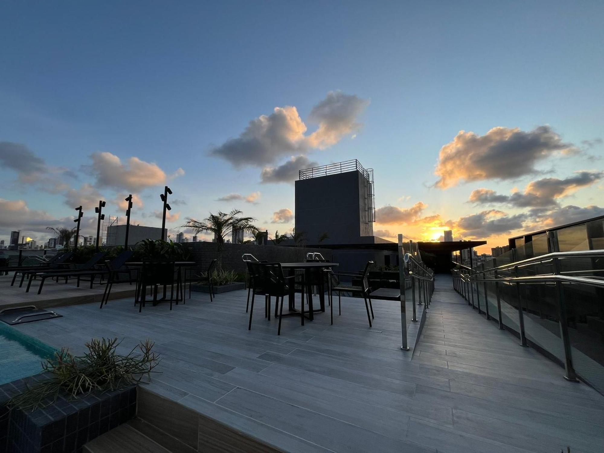 Apartamento Flat Em Frete A Praia. Bh 430. João Pessoa